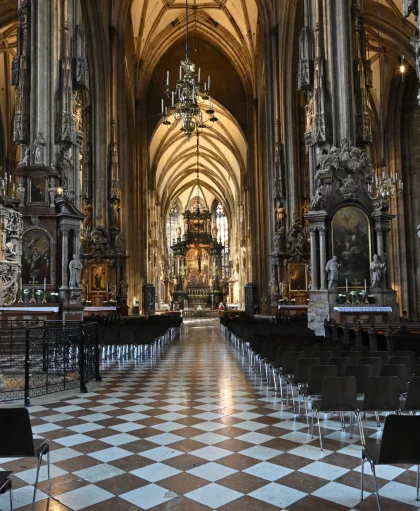 Interior+of+St.+Stephens