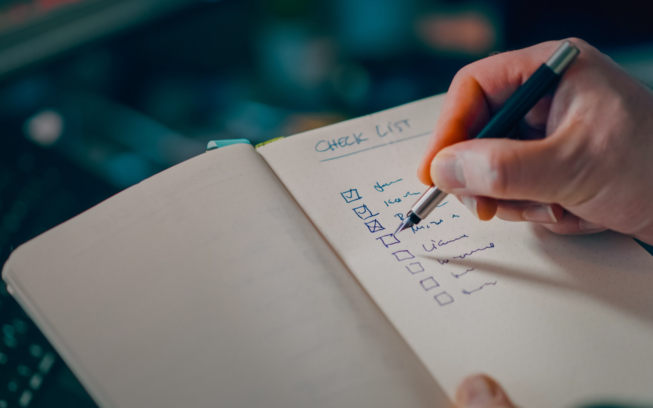 Pre-Departure Checklist for Study Abroad Students (2026-2027 Guide)